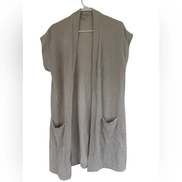 Barefoot Dreams Off White CozyChic Ultra Light Sleeveless Cardigan Size‎ L - Picture 2 of 6